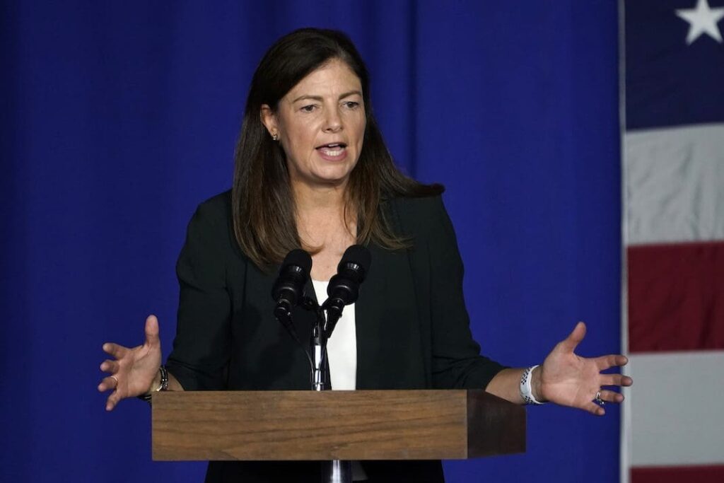 Republican Kelly Ayotte’s record shows strong opposition to public school funding