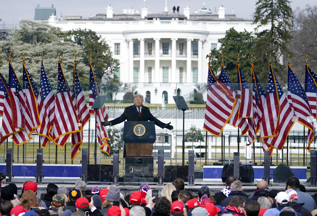 Former US Capitol officer calls out Trump's Jan. 6 pardons during Wisconsin visit