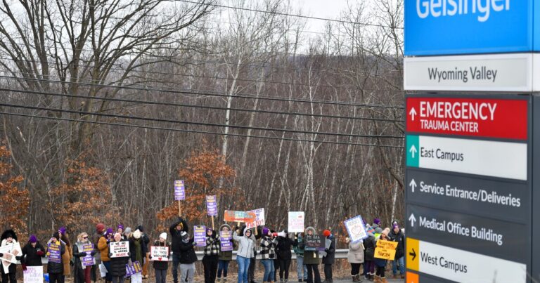 Geisinger nurses begin 5-day strike in bitter cold