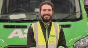 Delivery Driver Saves Woman's Life