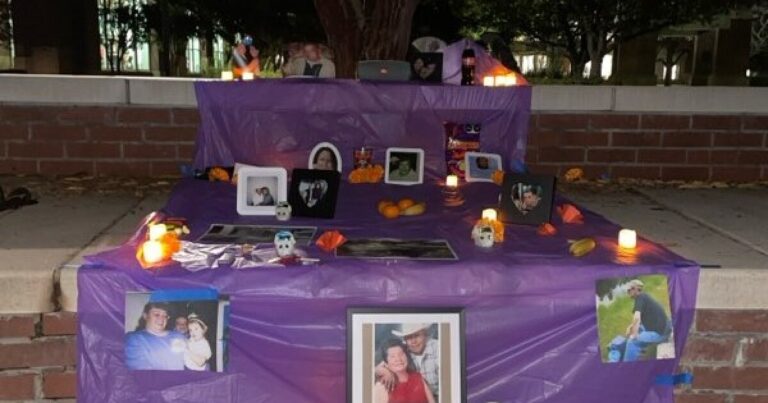 Día de los Muertos is this weekend. Here's what it's all about