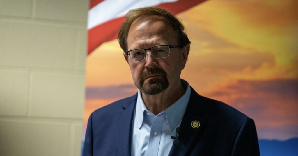 Homeland Security Secretary Kristi Noem and acting FEMA administrator Cameron Hamilton meet with members of the U.S. Army Corps of Engineers and other workers in Swannanoa on Feb. 8, 2025.