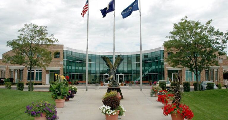 Deepfake AI video claims Grand Island is banning Christmas lights. Mayor says ‘your holiday lights are safe’