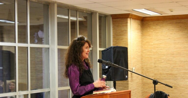 Visiting poet Karla Kelsey discusses steadfast exploration of Mina Loy