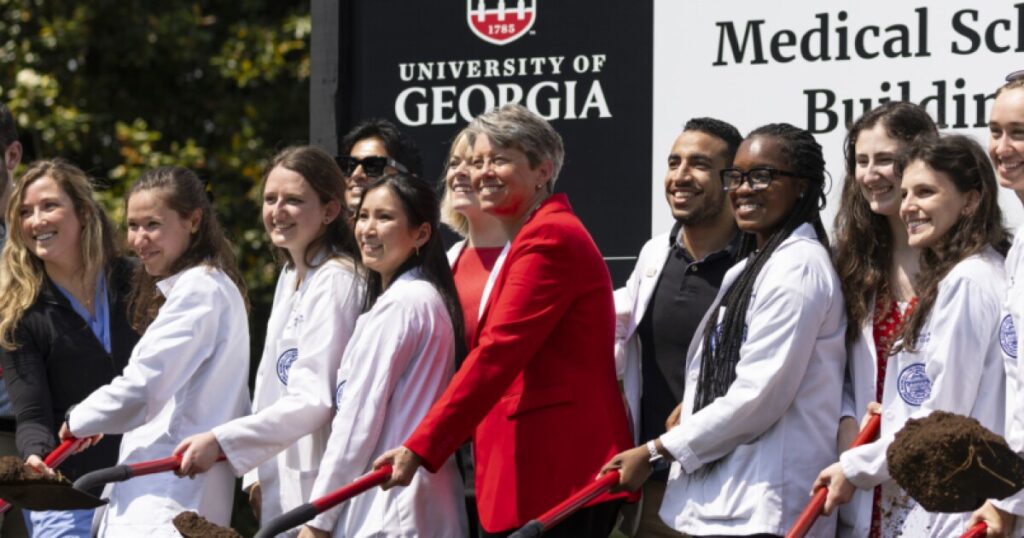 UGA School of Medicine secures industry partners, looks to enroll in Fall