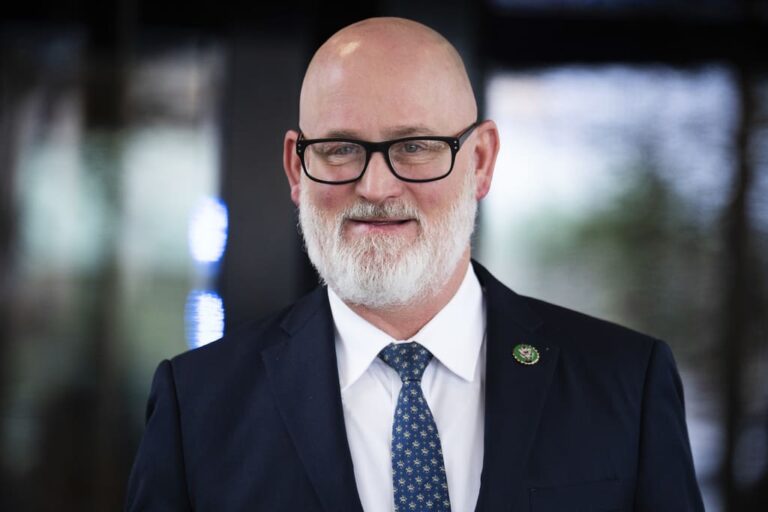 Van Orden says Obamacare is a “failed program,” won’t commit to extending subsidies