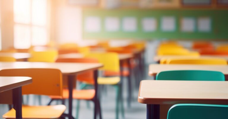 Dual-credit scholarship for low-income students increases college enrollment