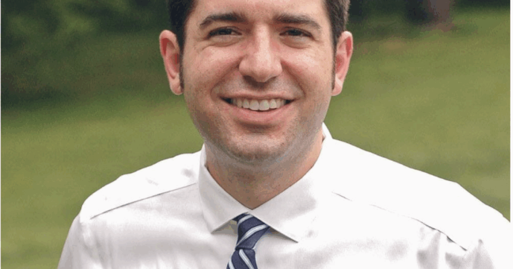 Pilot Mountain mayor resigns