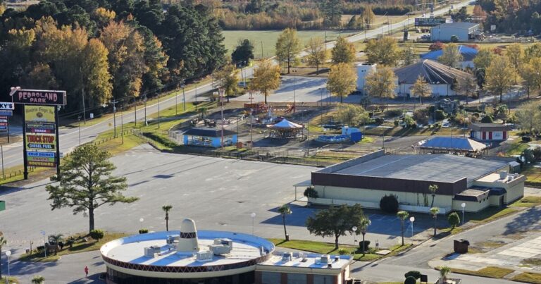 The sombrero-shaped tower at South of the Border includes a ground-floor arcade and elevator rides to an observation deck.