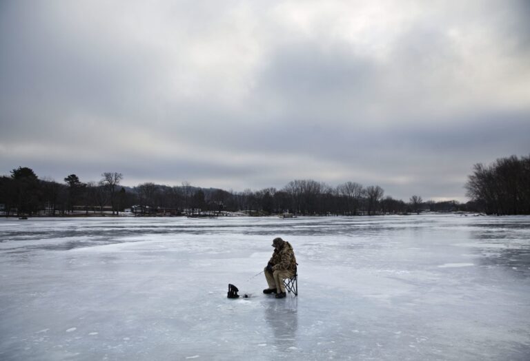 Experts share tips for staying safe on the ice
