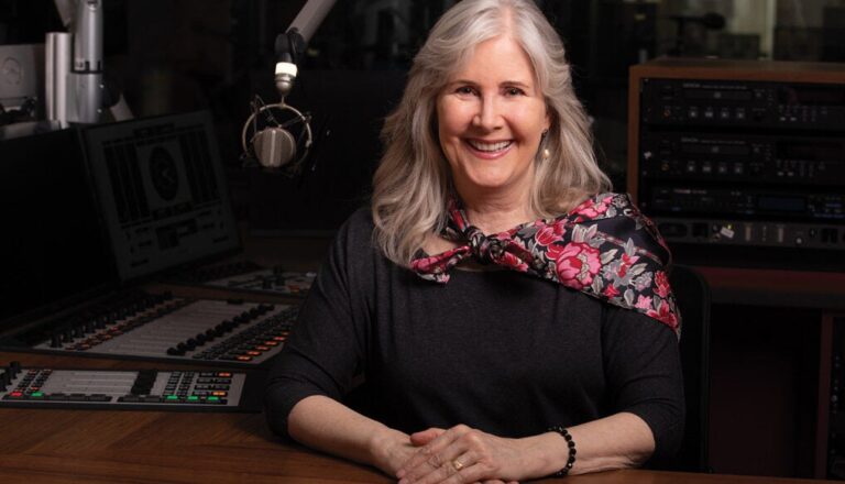 What does Stephanie Elkins listen to outside of her show?