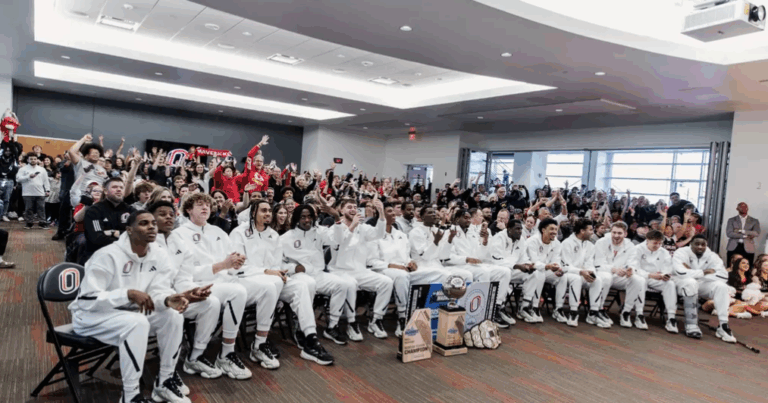 The University of Nebraska at Omaha will pay players next year