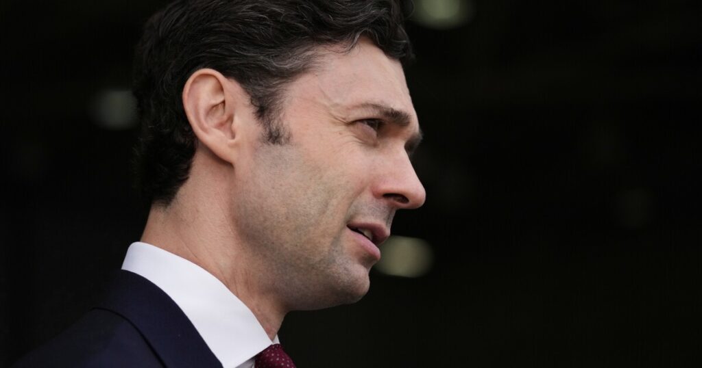 Senator Jon Ossoff calls for reform of ICE, accountability for killings
