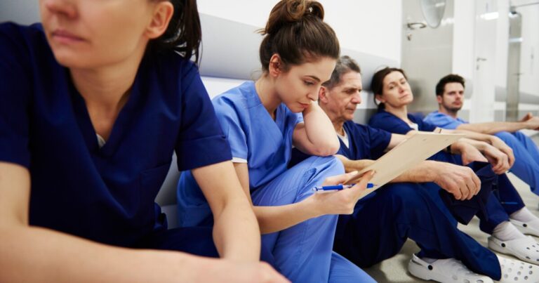 Proposed caps on loans for nursing students could threaten access to health care, study finds