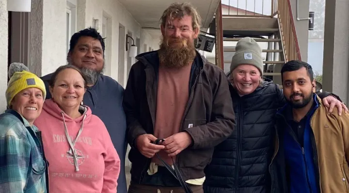 Small Town Comes Together To Help A Homeless Man And His Dog
