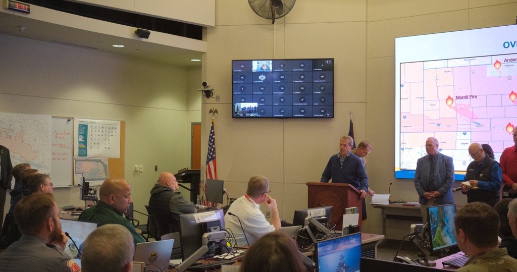 Firefighters struggle to tame biggest wildfires in Nebraska history