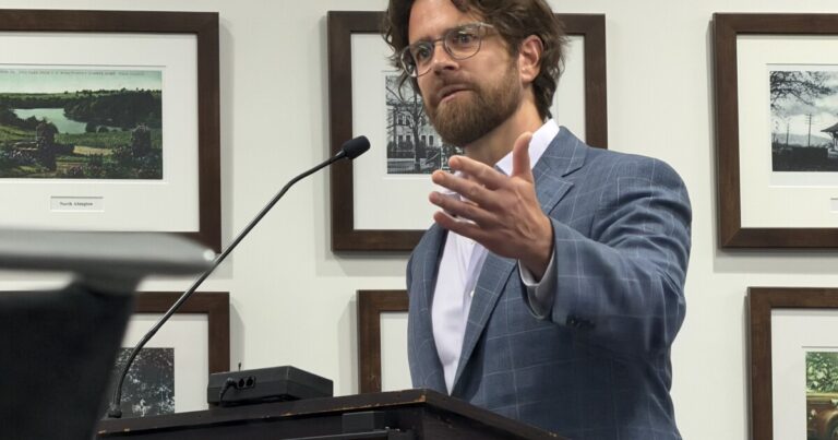 Lackawanna County commissioners postpone vote on policy dealing with immigration agents