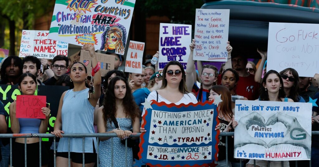 Athens stop on Turning Point tour met with protests