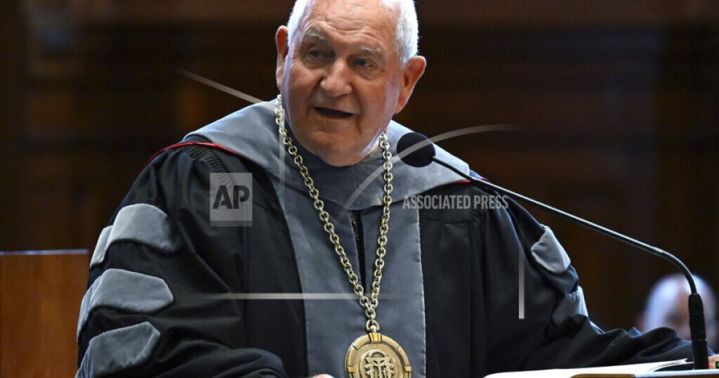 University System of Georgia Chancellor stepping down