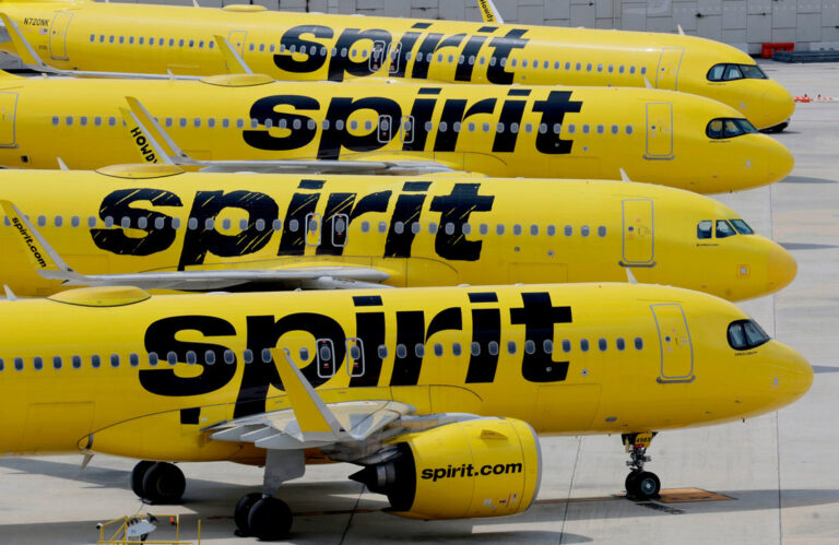 Spirit Airlines Shuts Down After 34 Years Fuel Spike Rescue Fails