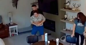 dad-saves-choking-son