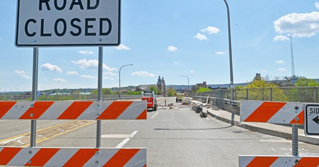 A digital sign alerts motorists to upcoming construction work that will close Scranton's Linden Street Bridge from Wednesday, May 6, 2026 through the rest of the year.