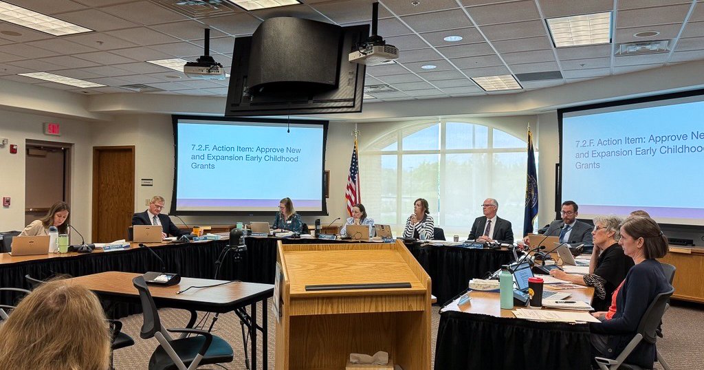 Nebraska education board narrowly passes literacy and preschool grants
