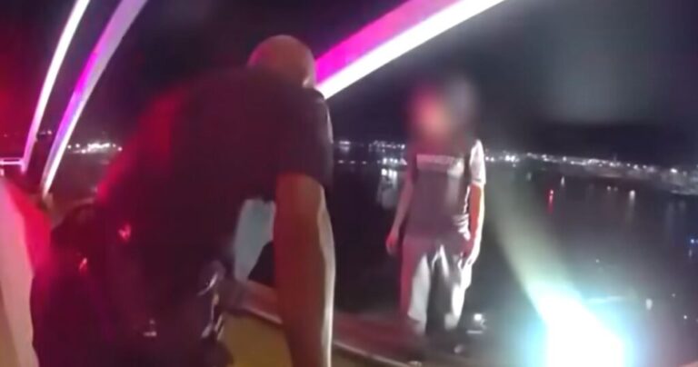 officer-prays-over-suicidal-man