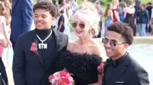 Teen Keeps Childhood Promise and Takes Grandma to Prom