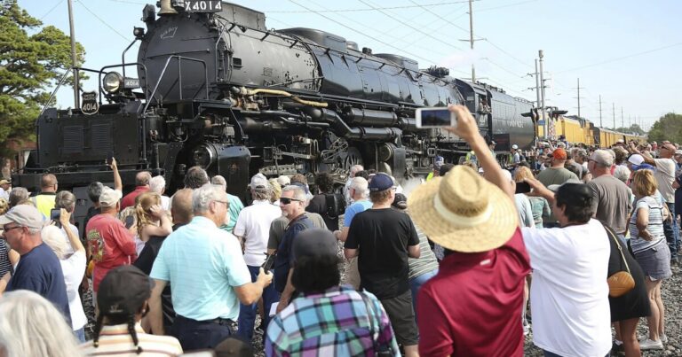 Expect crowds as Union Pacific's Big Boy steams toward NEPA this weekend