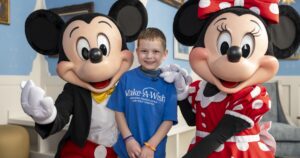 Dickson City boy, 6, and family take 'once-in-a-lifetime' Make-A-Wish trip to Walt Disney World
