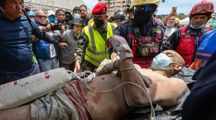 Virginia Rescue Team Pulls Father, Son, Mother, and Baby to Safety After Venezuela Quake