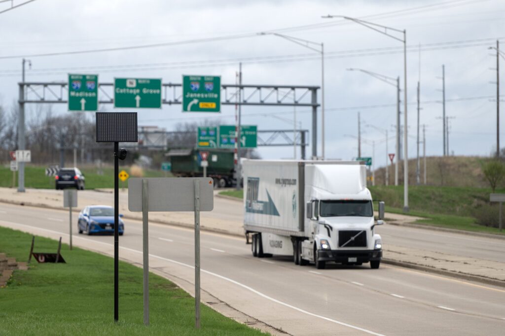 Milwaukee Police updates use of Flock license plate reader system after officer charged with misconduct 