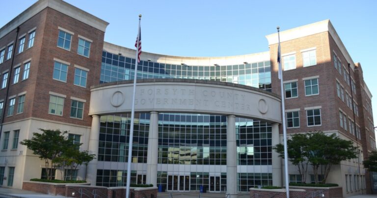 Whisenhunt, Wilson elected to lead Forsyth County commission