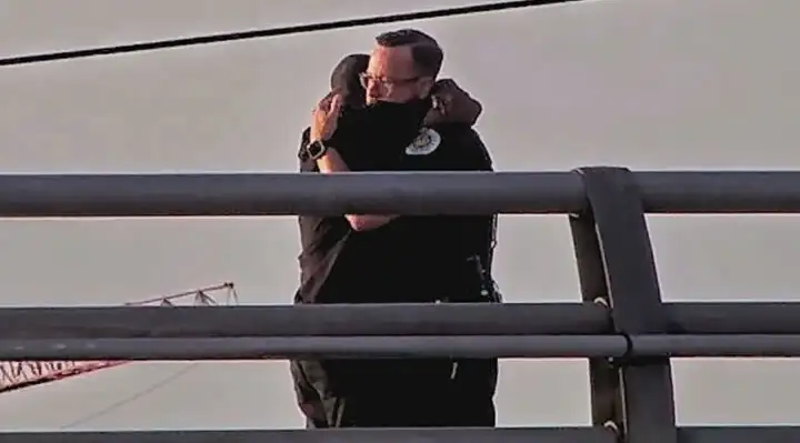 Officer Saves Man on Bridge With Three Powerful Words: 'I Love You'