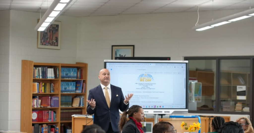 Detroit expands program paying students for perfect attendance