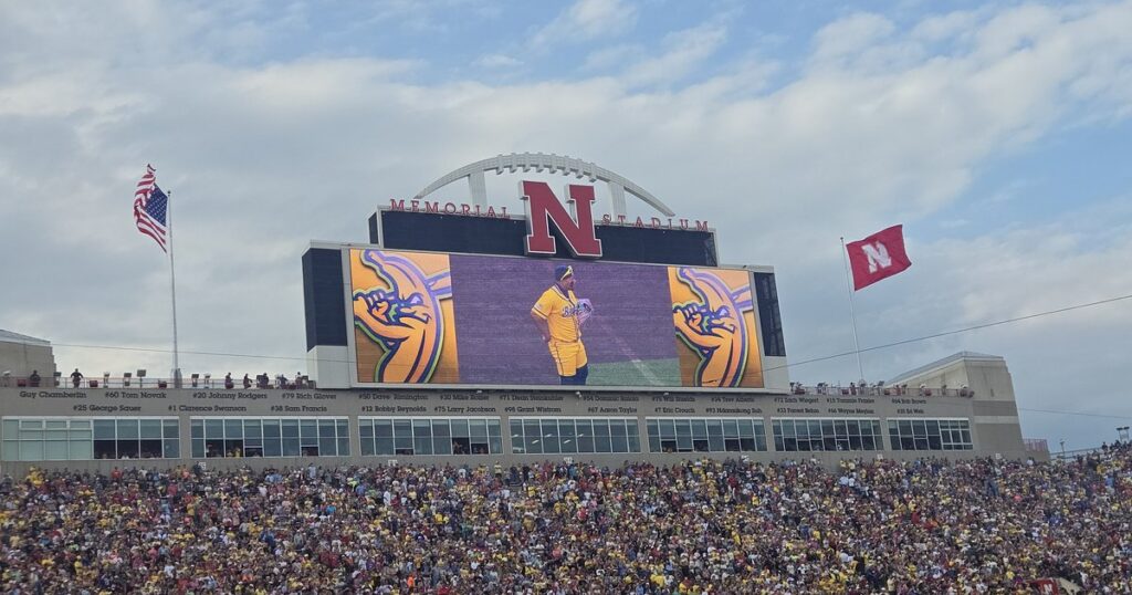 Savannah Bananas and Zach Bryan generate $3.5 in net revenue for Husker Athletics