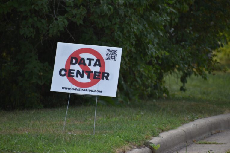 An email about anti-data center signs could cost a Wisconsin Rapids politician his job