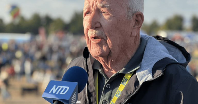 Ron Smith, the voice of The Great Reno Balloon Race