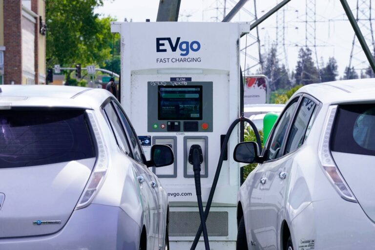 After legal fight, more EV charging stations coming to Wisconsin