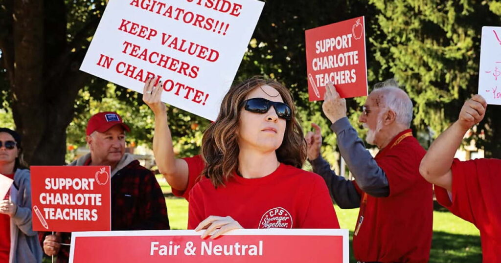 Charlotte teachers negotiate over grievance resolution procedures