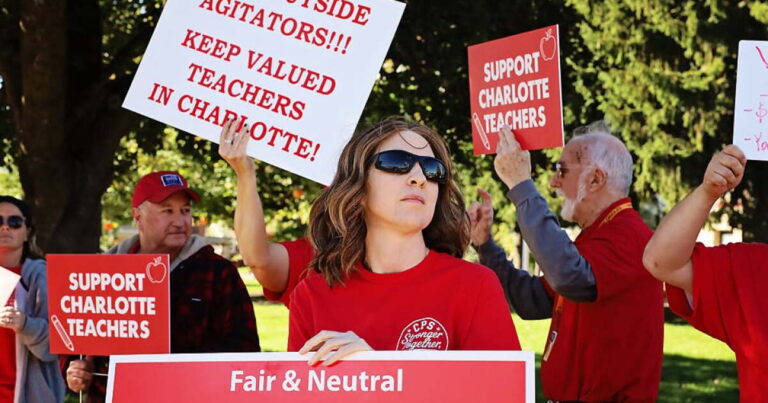 Charlotte teachers negotiate over grievance resolution procedures